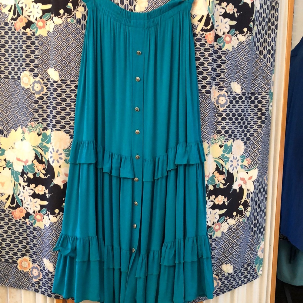 Festive tiered ruffled skirt